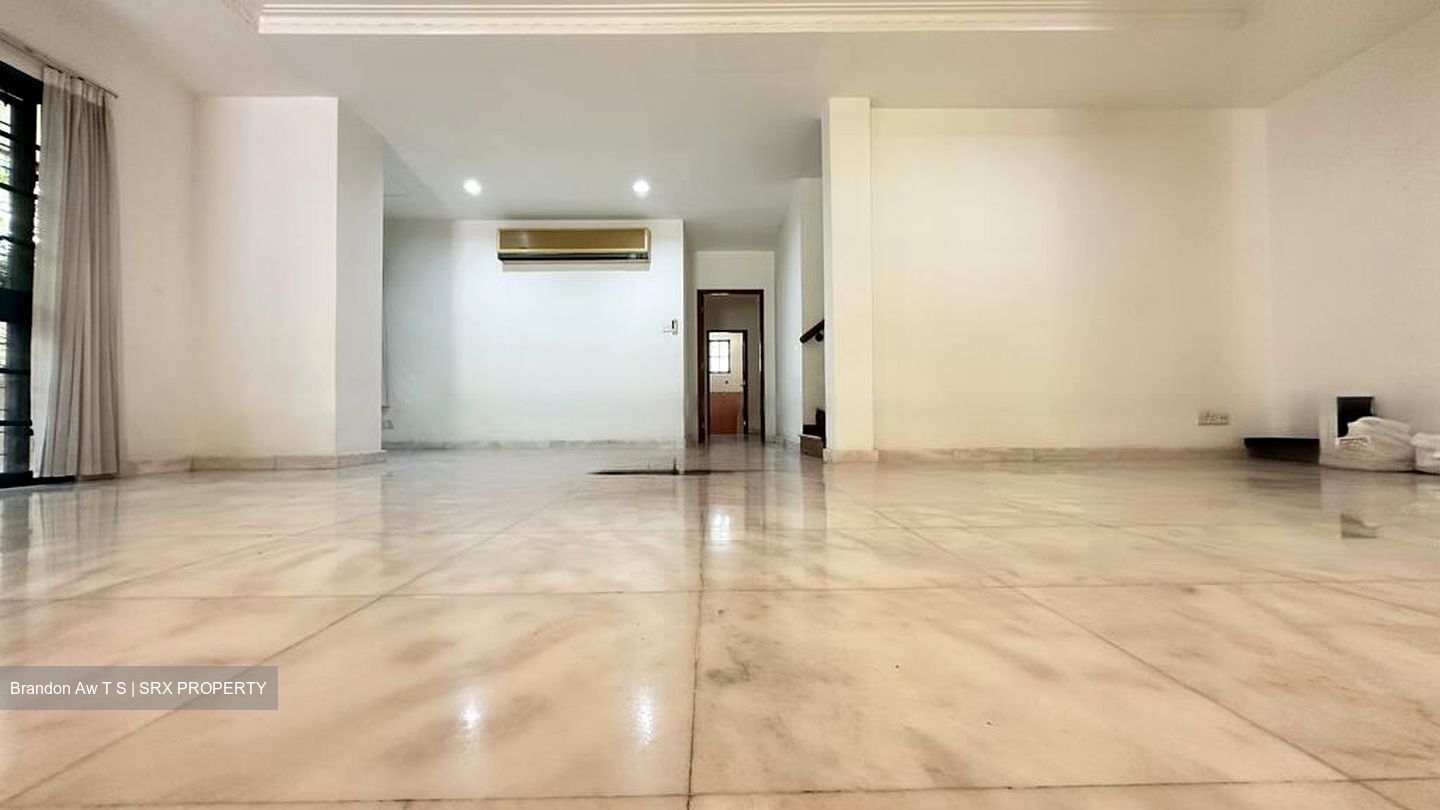 Namly Place (D10), Semi-Detached #465694101